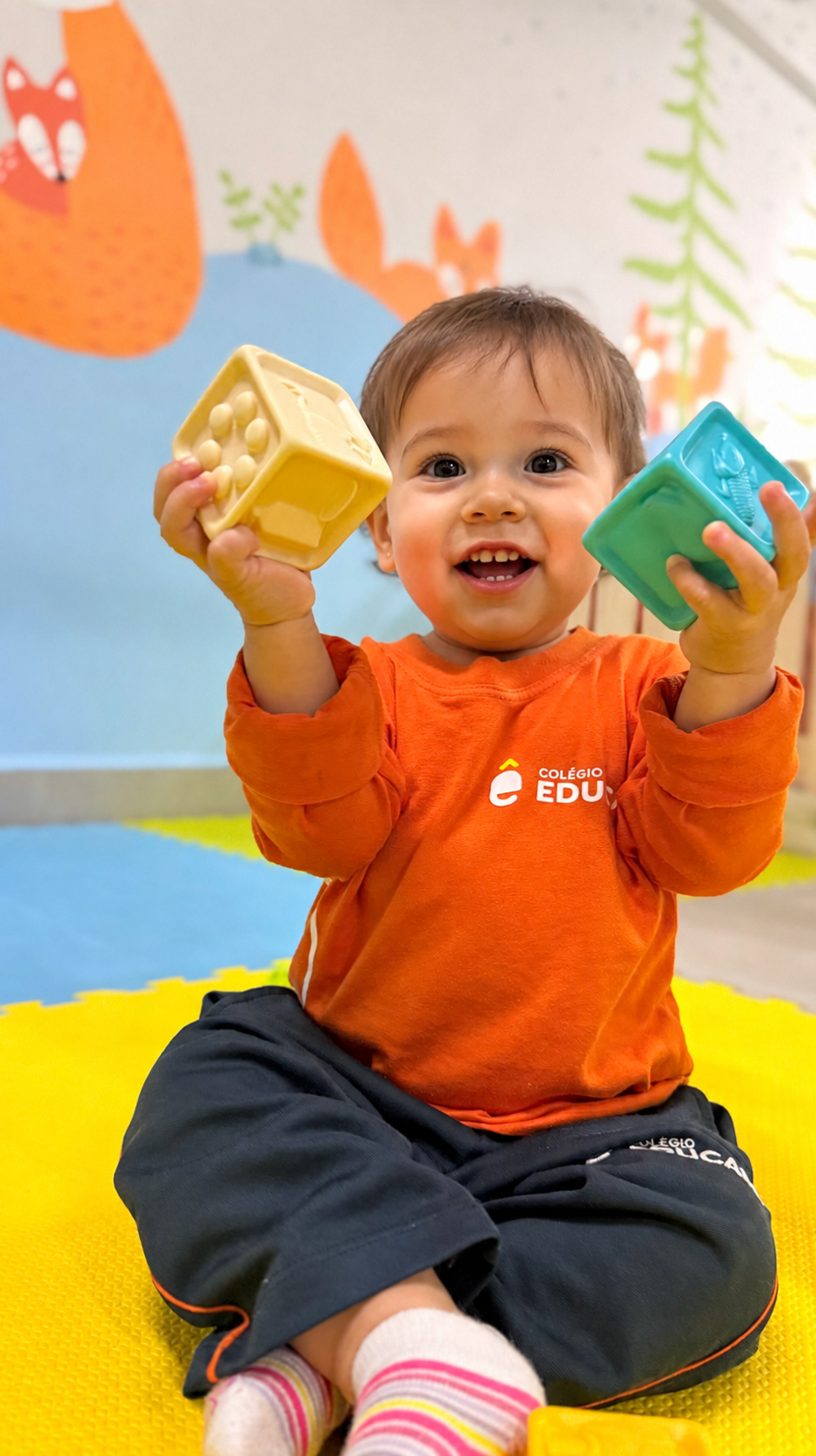Criança sorrindo no Educare